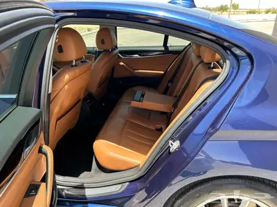 BMW الفئة الخامسة 520i م 2018 بحالة ممتازة جدا 19
