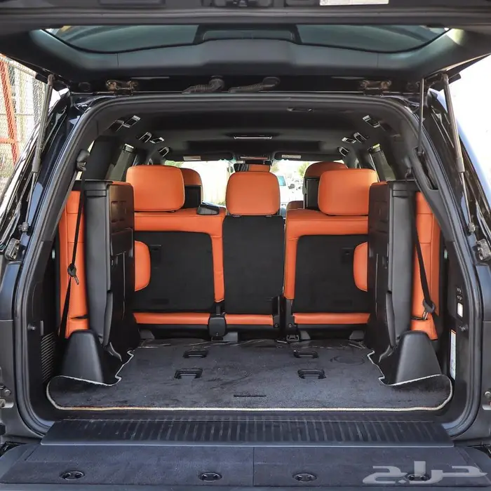 LX 570s 2018 مخزن 17