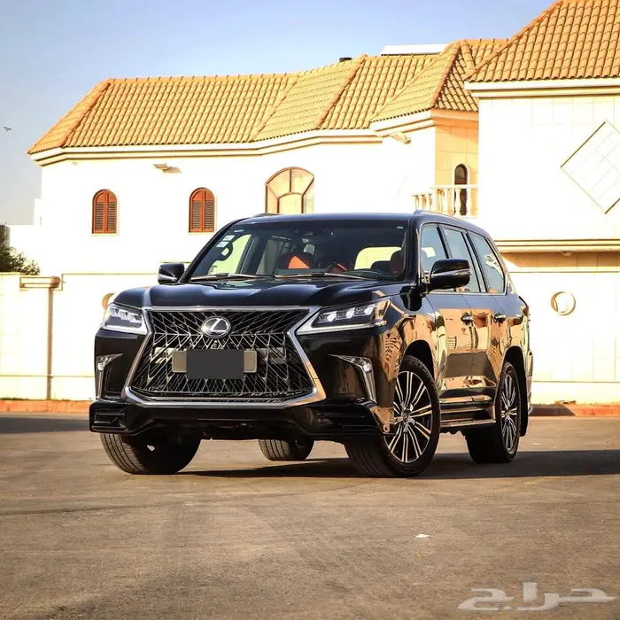 LX 570s 2018 مخزن 11
