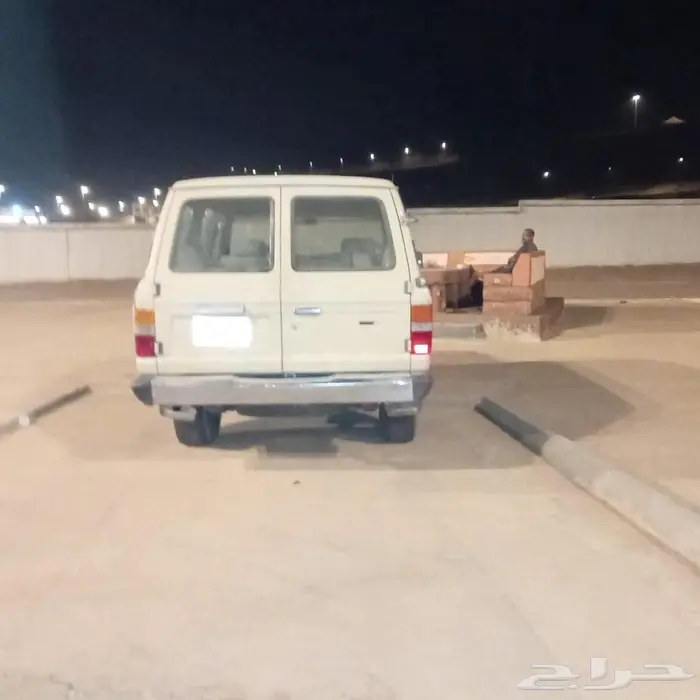 لاند كروزر موديل 1983 0