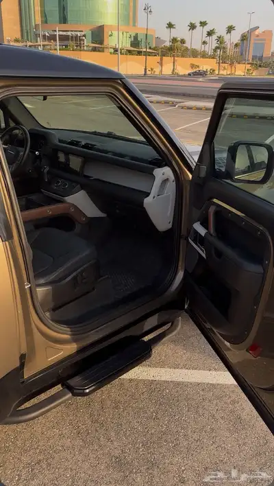 ديفندر 90 مالك اول V6 8
