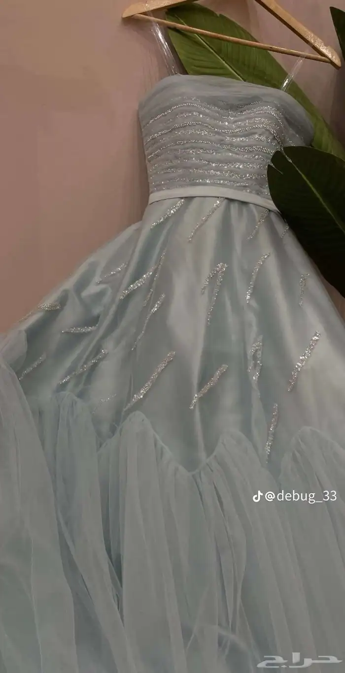 فستان مصممه 2