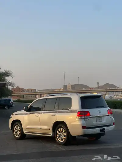 لاندكروزر ديزل 2
