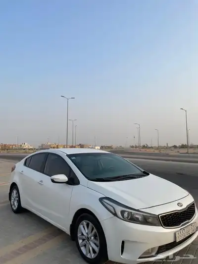 للبيع سراتو 2017 4