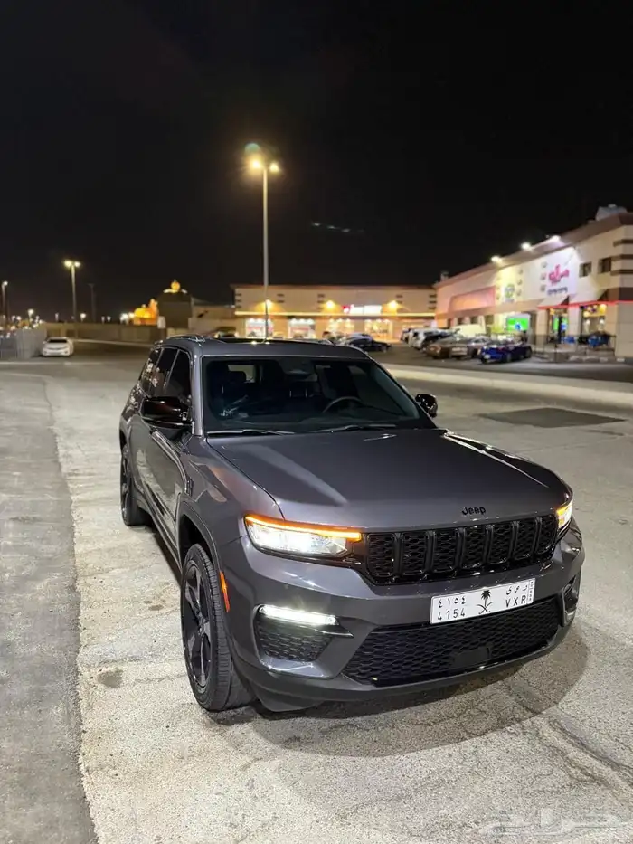 جيب جراند شروكي للبيع بلاك اديشين 1