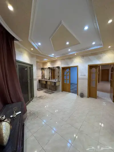 فيلا للإيجار في حي المروج موقع قريب من الخدمات 6
