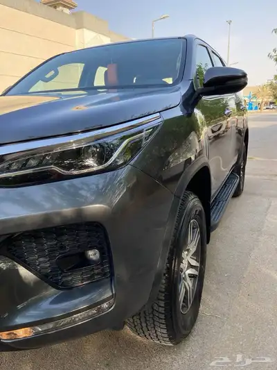 فورشنر VX 6 سرندل شبه جديد 9