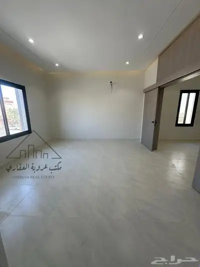 للبيع شقق تمليك دور ثاني حي الصفاء تبوك 6 غرف وصالة 6
