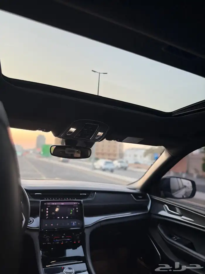 جيب جراند شروكي للبيع بلاك اديشين 38