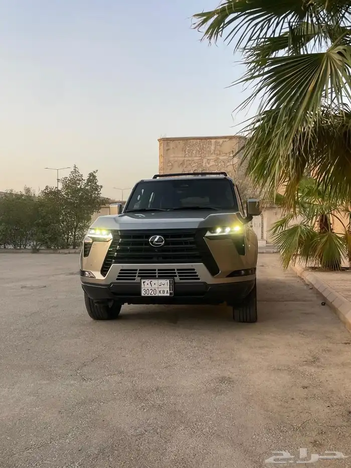 لكزس GX 550 فل كامل 2024 ( بحالة الجديد ) 2