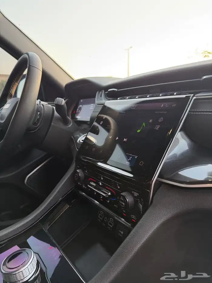 جيب جراند شروكي للبيع بلاك اديشين 23