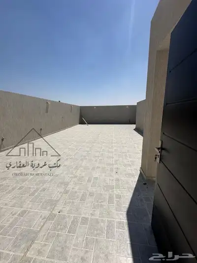 للبيع شقق تمليك دور ثاني حي الصفاء تبوك 6 غرف وصالة 21