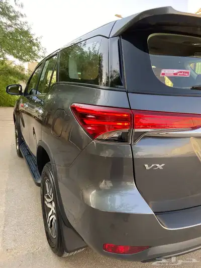 فورشنر VX 6 سرندل شبه جديد 1