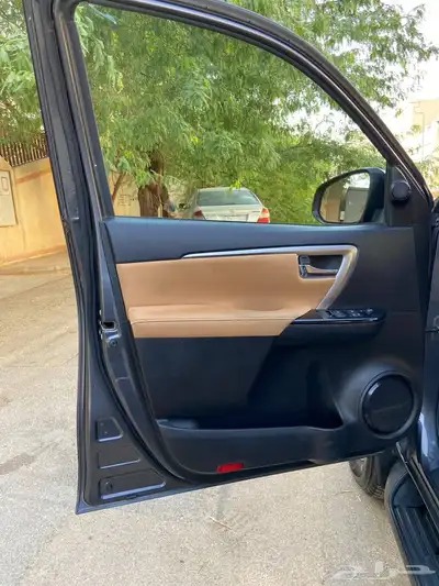 فورشنر VX 6 سرندل شبه جديد 13