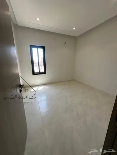 للبيع شقق تمليك دور ثاني حي الصفاء تبوك 6 غرف وصالة 14