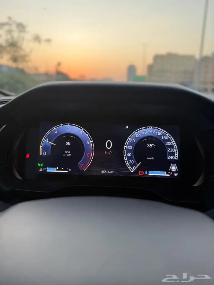 جيب جراند شروكي للبيع بلاك اديشين 39