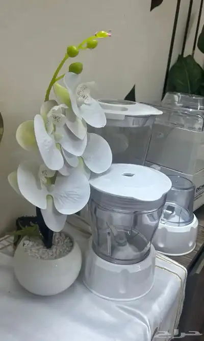 عصارة   خلاط   مطحنه  للبيع نظيف جدااا 2