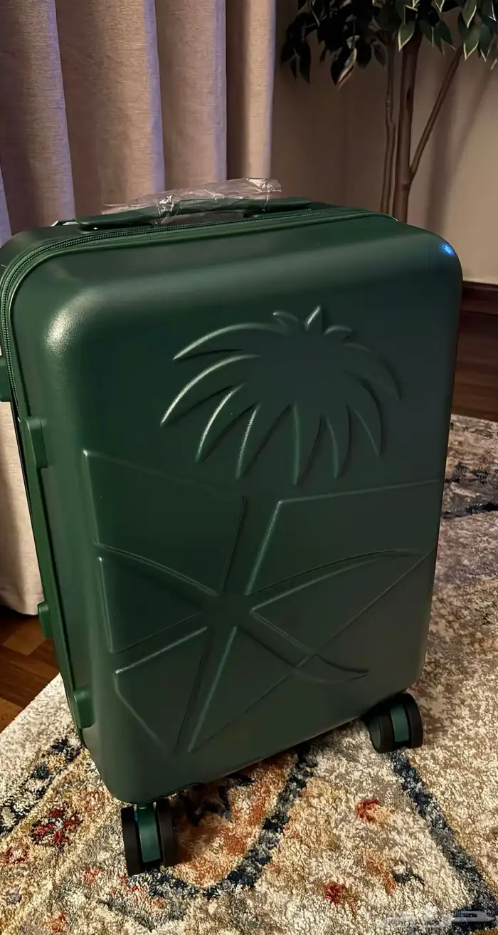 شنطة الخطوط الجوية السعودية 1