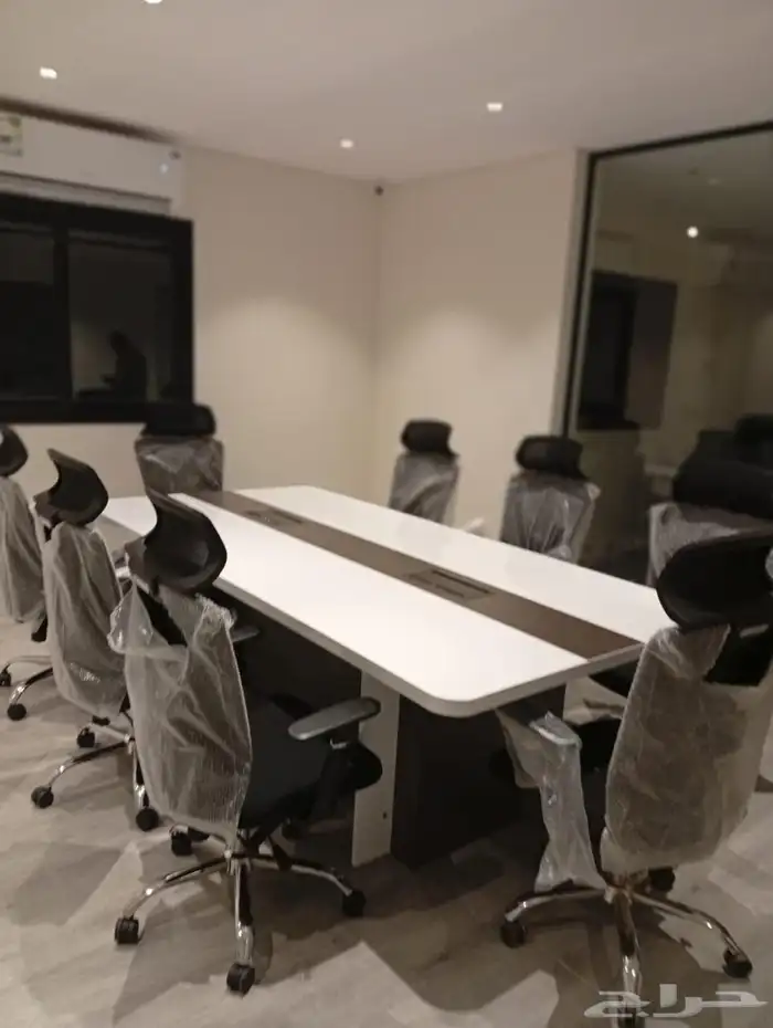 Meeting tables in evey Shape 2