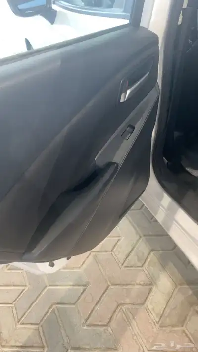 للبيع مازدا 2هتشباك 2