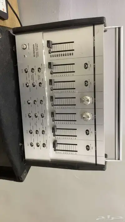 سماعات بكامل محتوياتها 3
