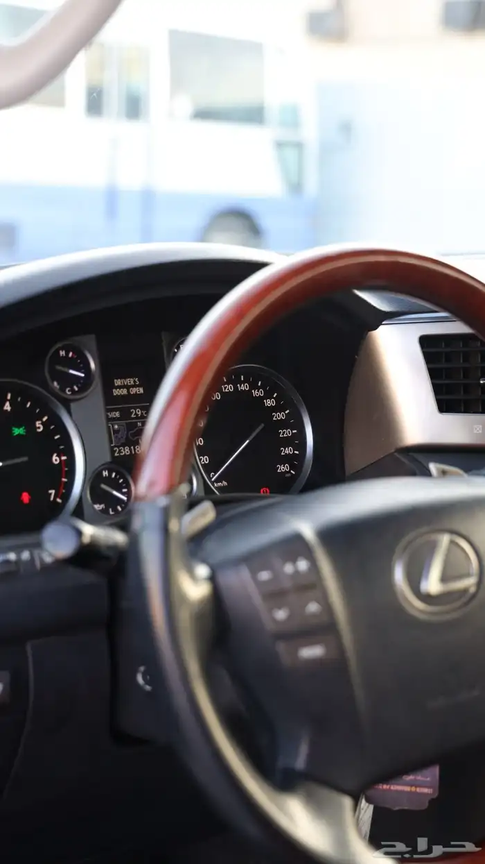 لكزس LX570 ..(( تم البيع )) 17