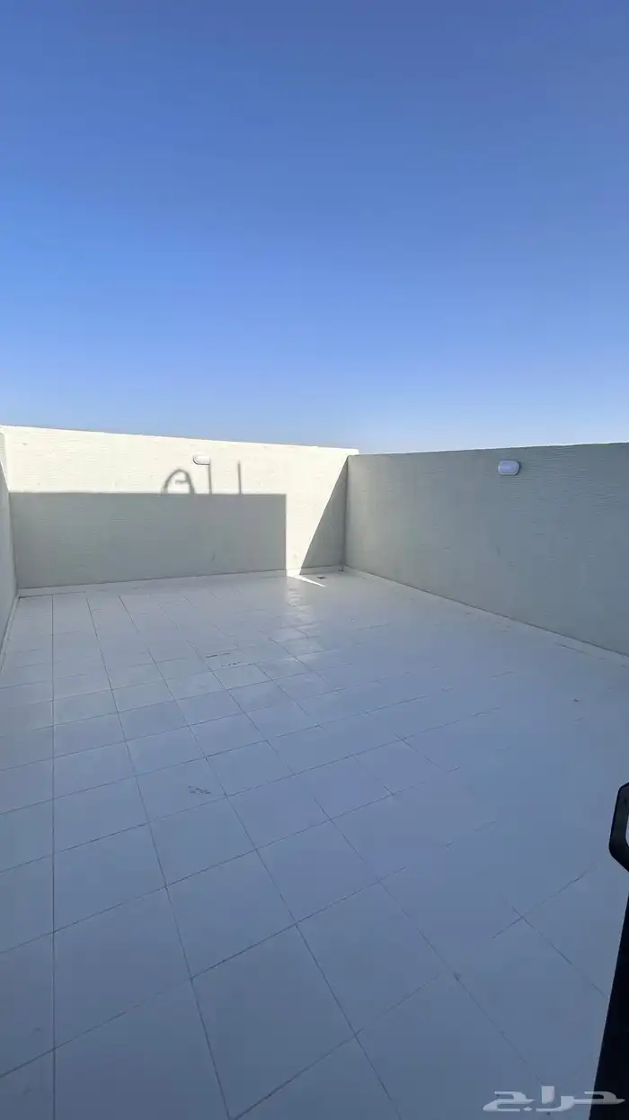 فلل دوبلكس للبيع حي النبلاء 243م 32