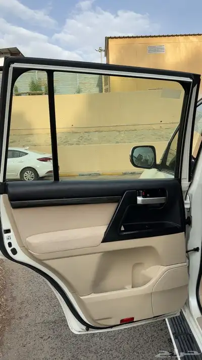 لاندكروزر GXR تورنق 2020 نضيف جدا للبيع 28