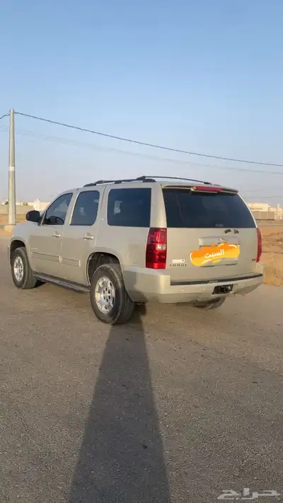 تاهو للبيع او البدل بهايلوكس 3