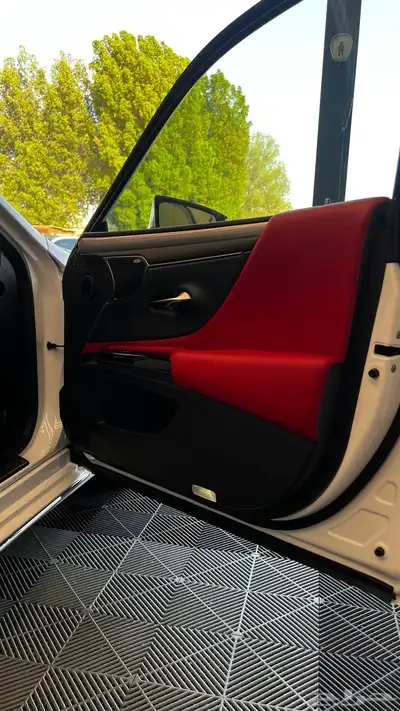 لكزس ES F Sport 2023 20