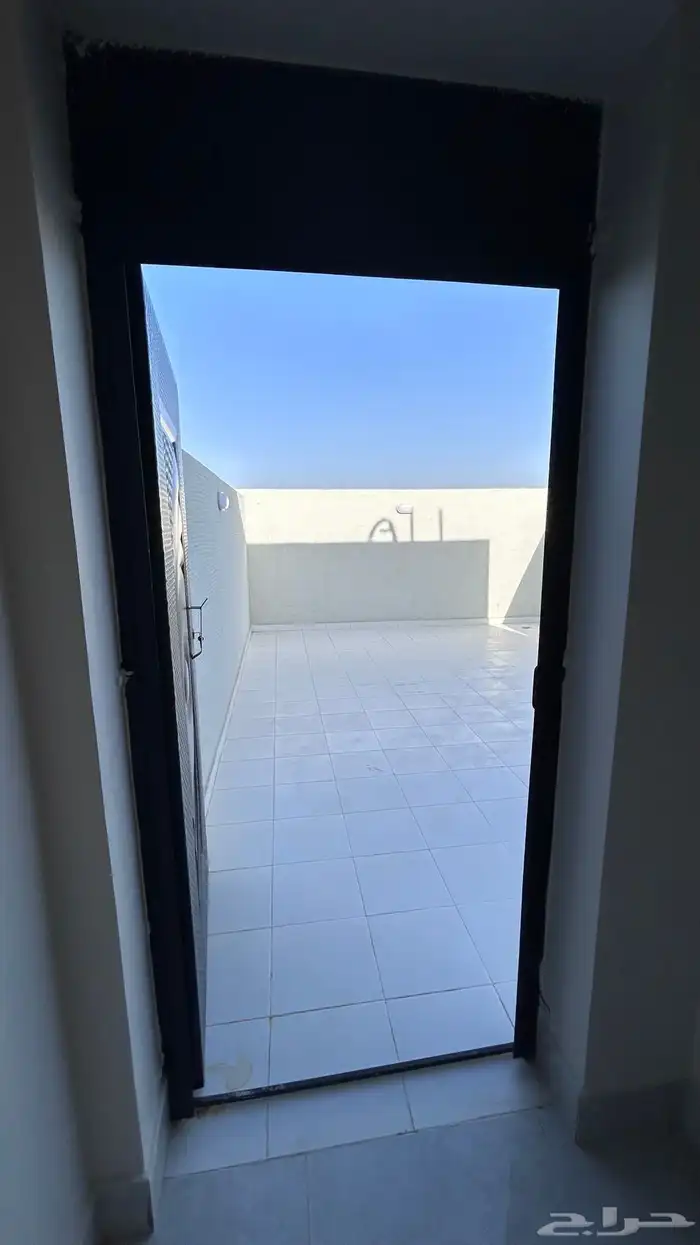 فلل دوبلكس للبيع حي النبلاء 243م 31