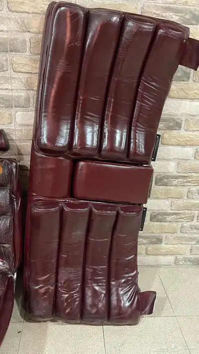 مقاعد بيوك مديل و جمس للبيع 0