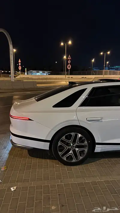 ازيرا 2024 بريميوم شبه أصفار 0