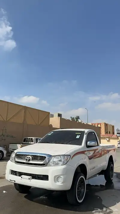هايلكس لكزز 8