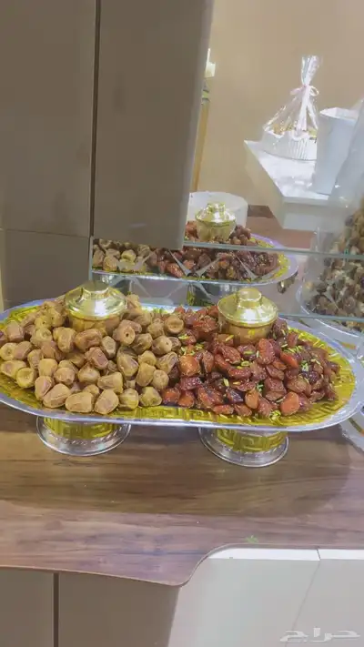 نخلات تمر محشي بواجهه للمناسبات شغلي بكل ذمة ومصداقية 8