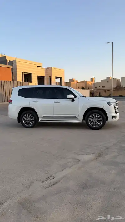 تويوتا جى اكس آر 2024 فل كامل L5 4