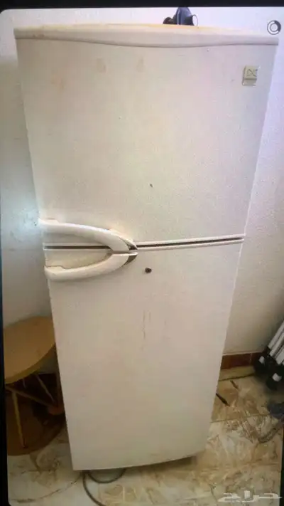 ثلاجات للبيع ناقصها تعبئه فريون فقط 0