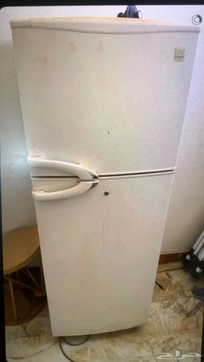ثلاجات للبيع ناقصها تعبئه فريون فقط 0