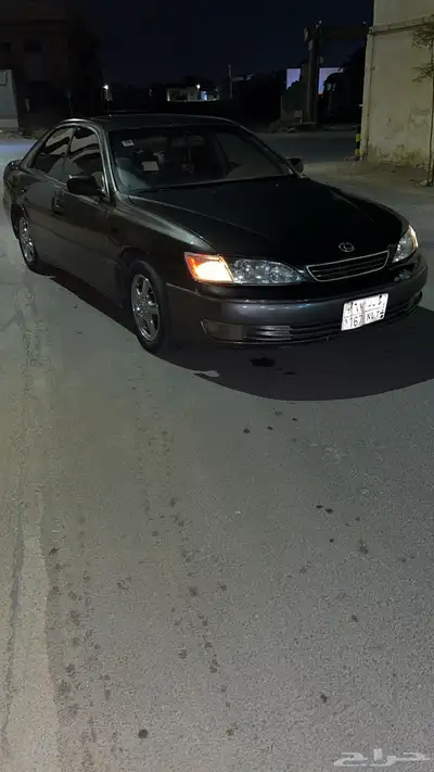 لكزس على السوم 0