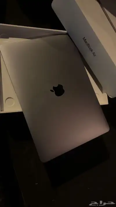ماك بوك 1