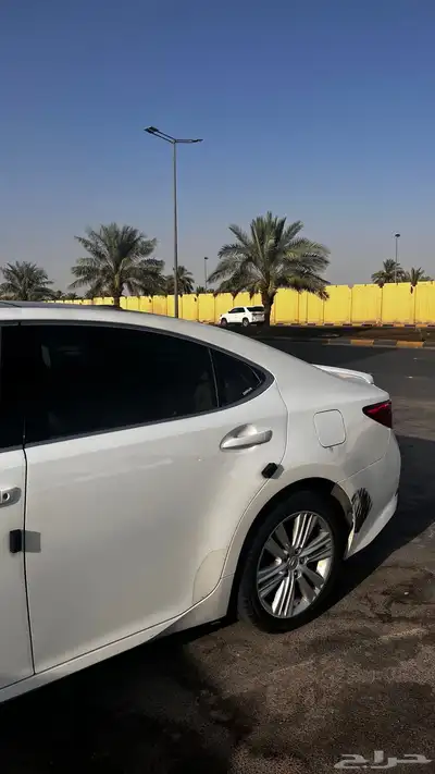 لكزس es350 للبيع 4