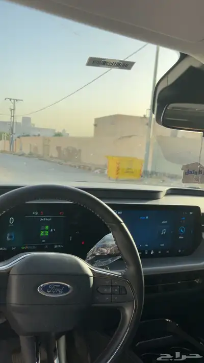 فورد تورس 2025 ستاندر للتقبيل 2