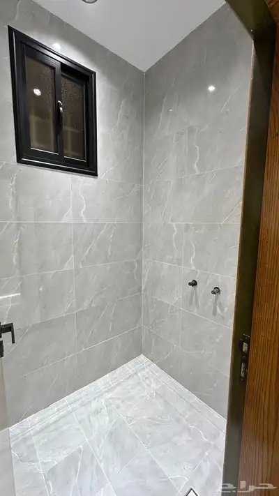 شقق ارضيه وعلويه للبيع خميس مشيط حي الموسى 34