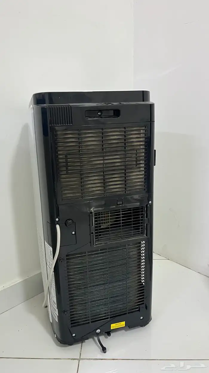 للبيع مكيف متنقل UGINE شبه جديد - مع كامل الملحقات 9