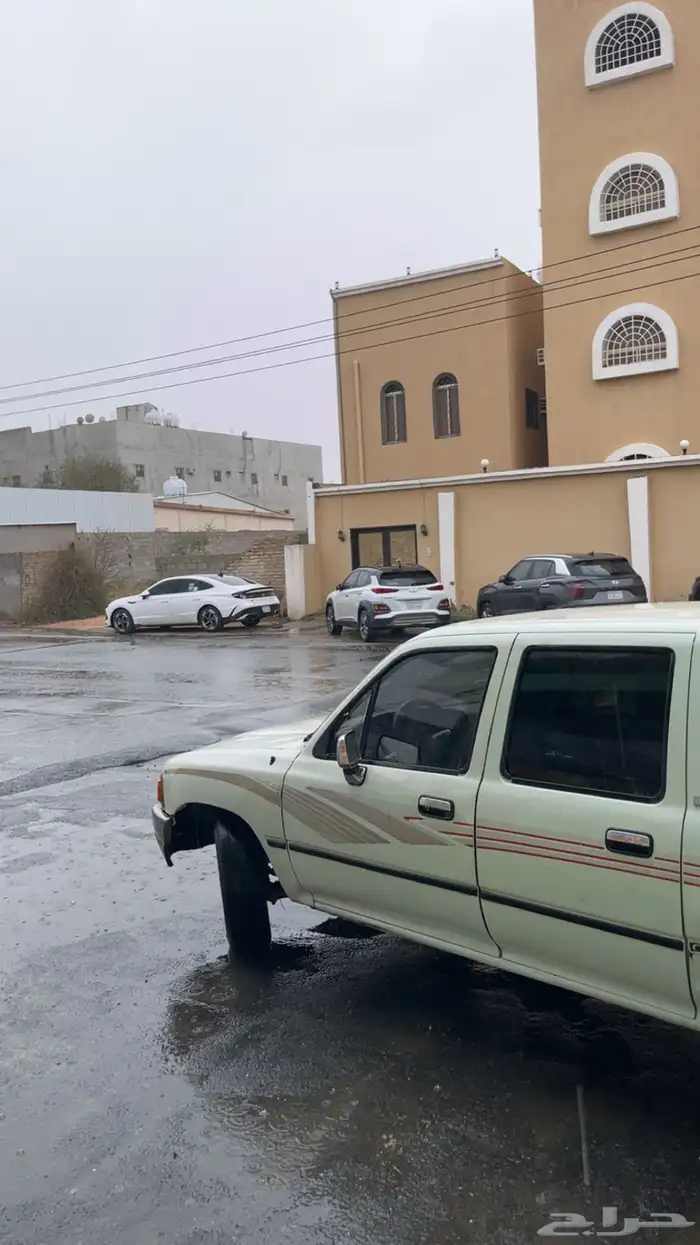 هايلكس للبيع 10