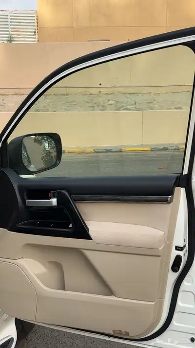 لاندكروزر GXR تورنق 2020 نضيف جدا للبيع 39