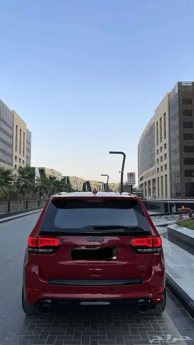 جراند شيروكي SRT 2015 2