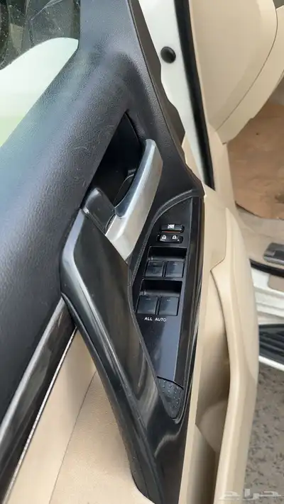 لاندكروزر GXR تورنق 2020 نضيف جدا للبيع 47