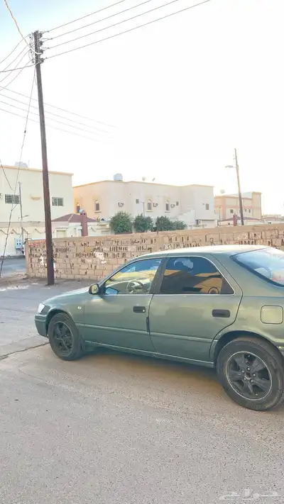 كامري للبيع موديل 2000 0