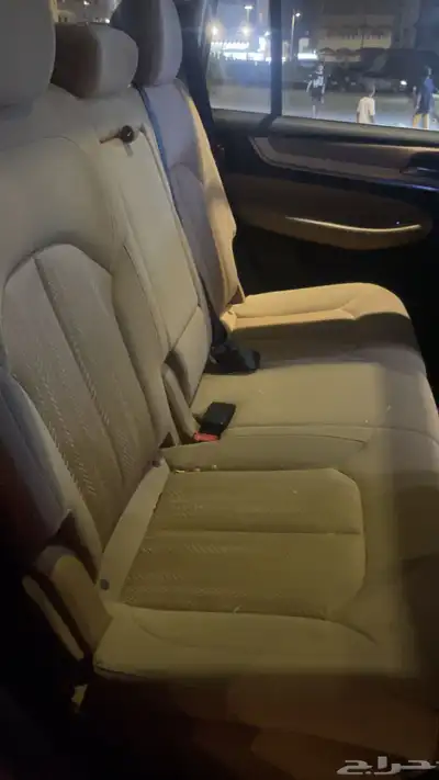 جيب ام جي ار اكس 8 10